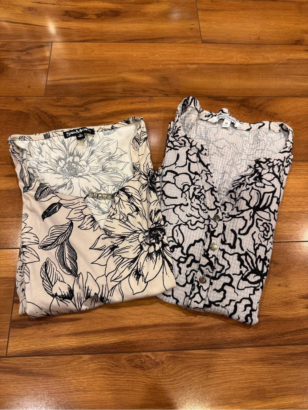 BUNDLE - ladies tops (M)